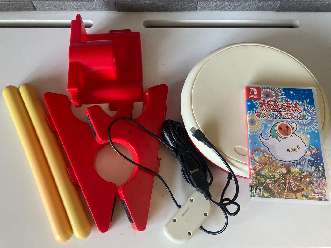 Switch 太鼓の達人 ドンダフルフェスティバル、太鼓とバチのセット