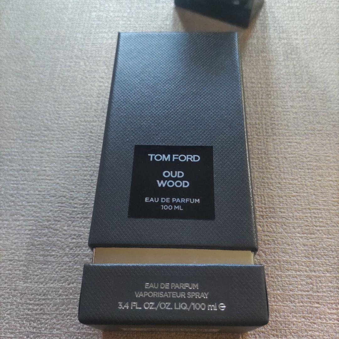 TOM FORD OUD WOOD コロン 100ml ボトル