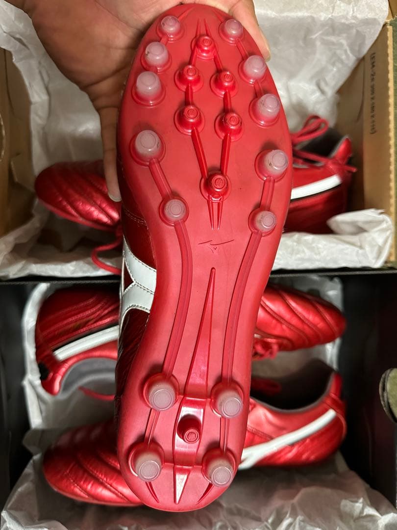 ミズノ　サッカースパイク　モレリア　AGのみ