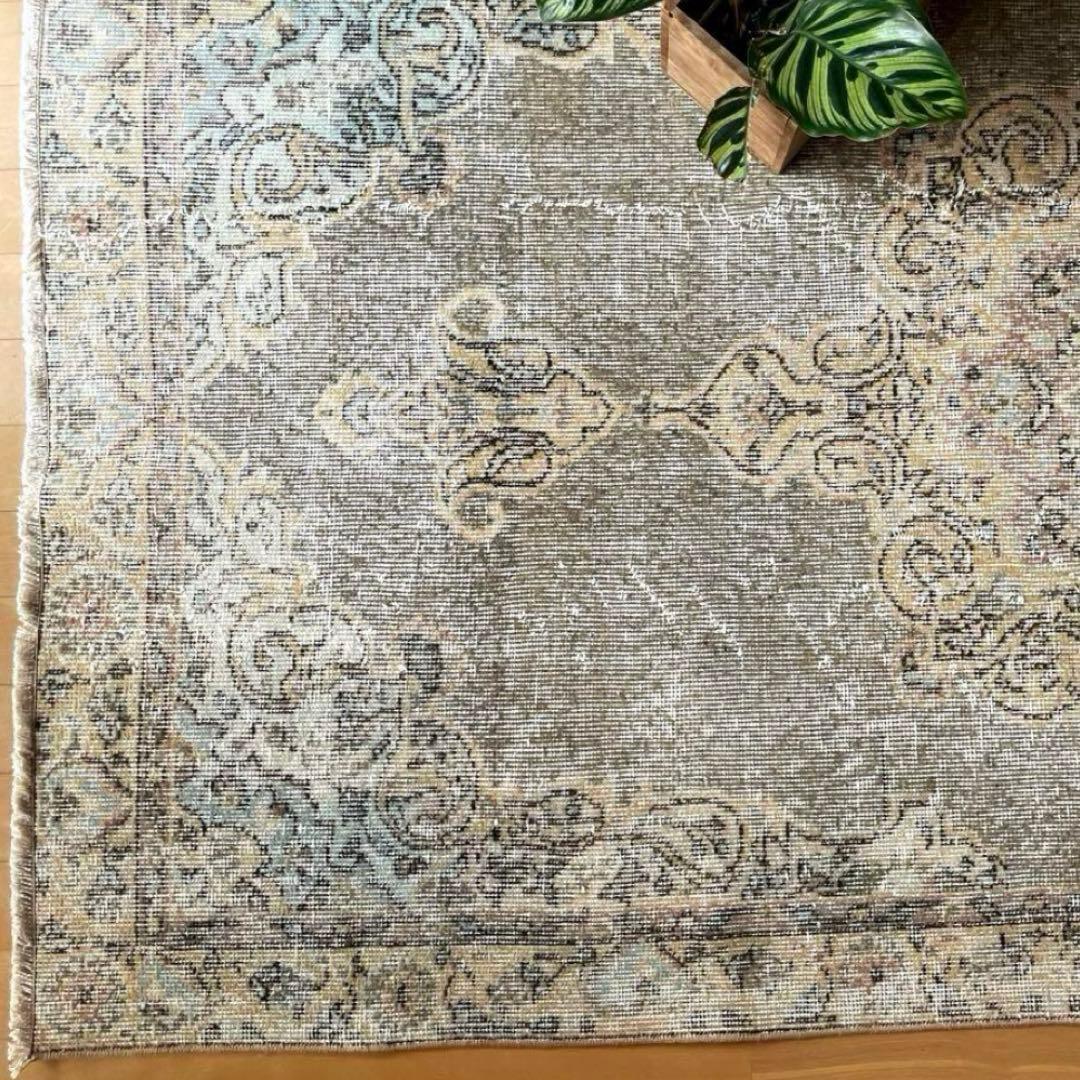 メダリオン　擦れシャビー　トルコヴィンテージラグ