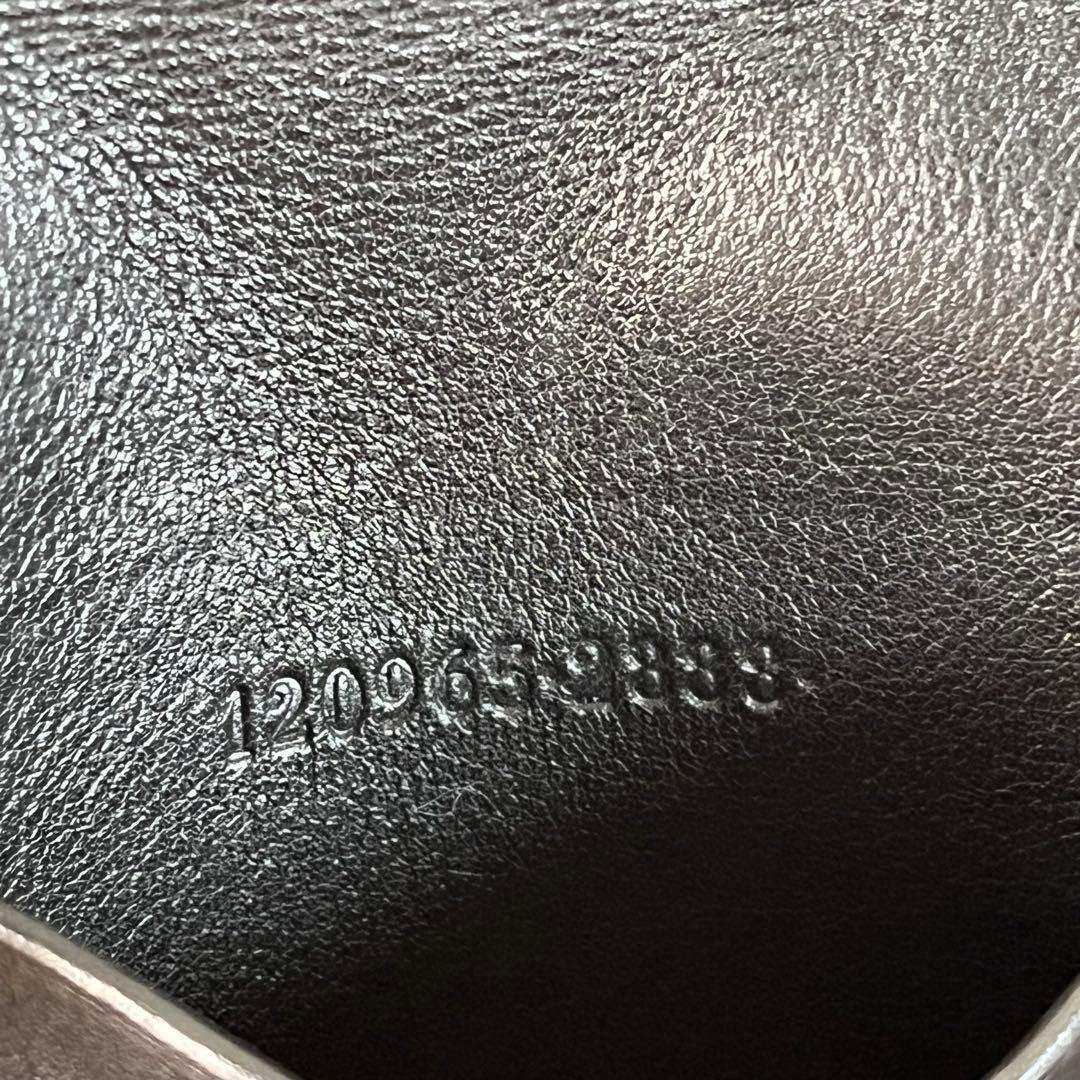 美品　GUCCI カードケース　シマ　レザー　GG柄　ブラック　箱付き