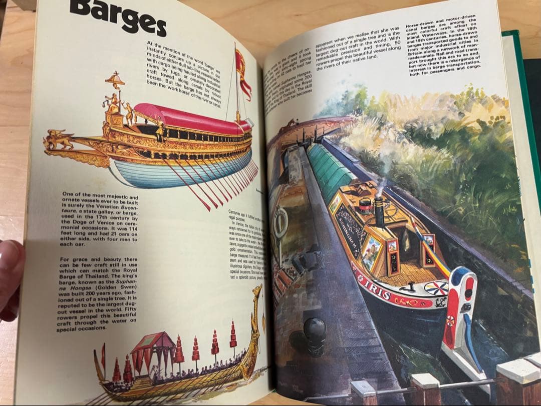 洋書 WEIRD AND WONDERFUL SHIPS By Graeme Cook