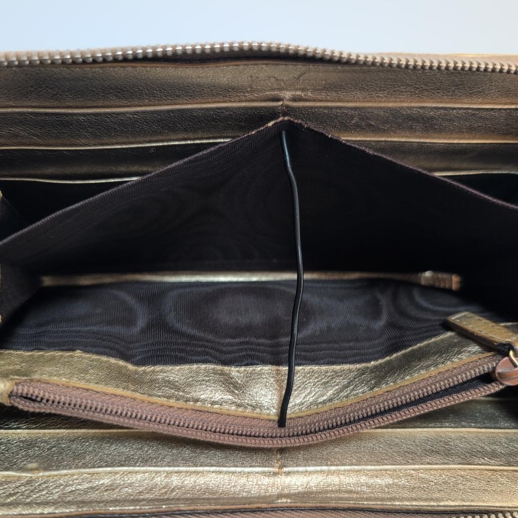 イヴサンローラン　長財布　Yメール　YSL ロゴ　カサンドラ ロゴ　財布　金色