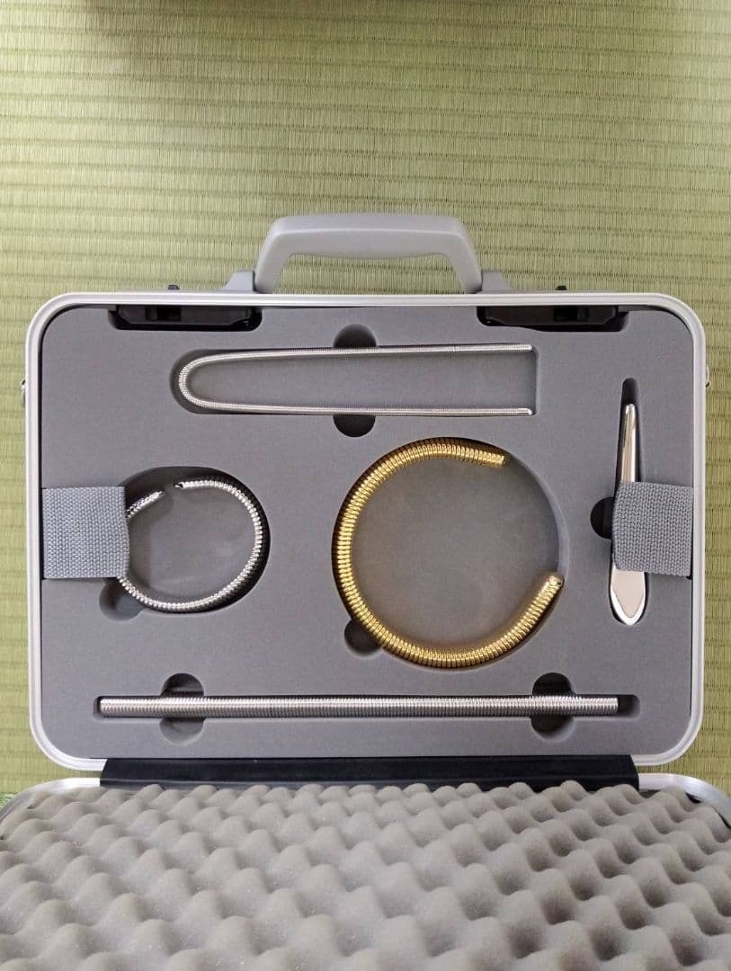 10/23お値下げ　オルゴンリング施療5点セット アタッシュケース付き