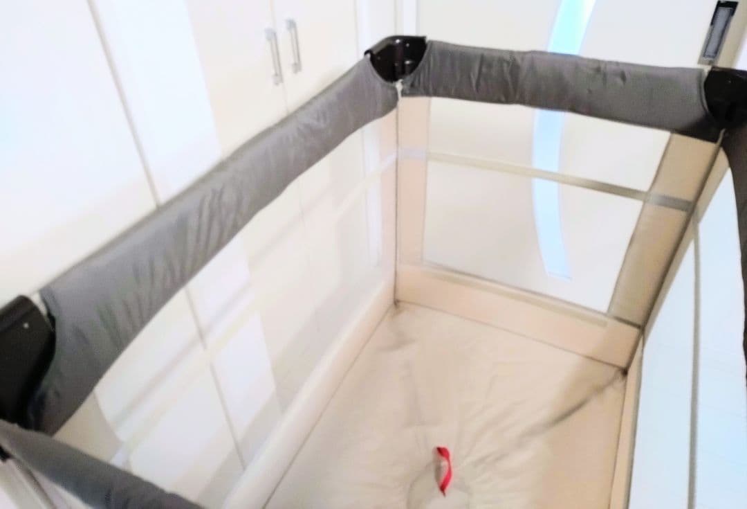 りょーつ　Aprica アップリカ ベビーベッド ココネルエアー