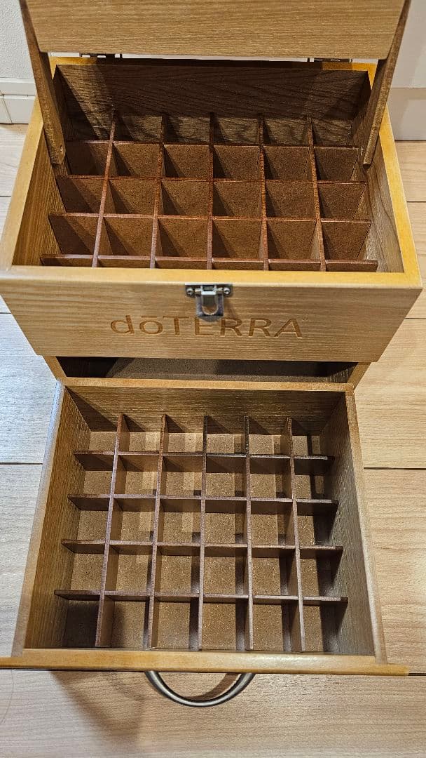 doTERRA ドテラ ウッドボックス 3段