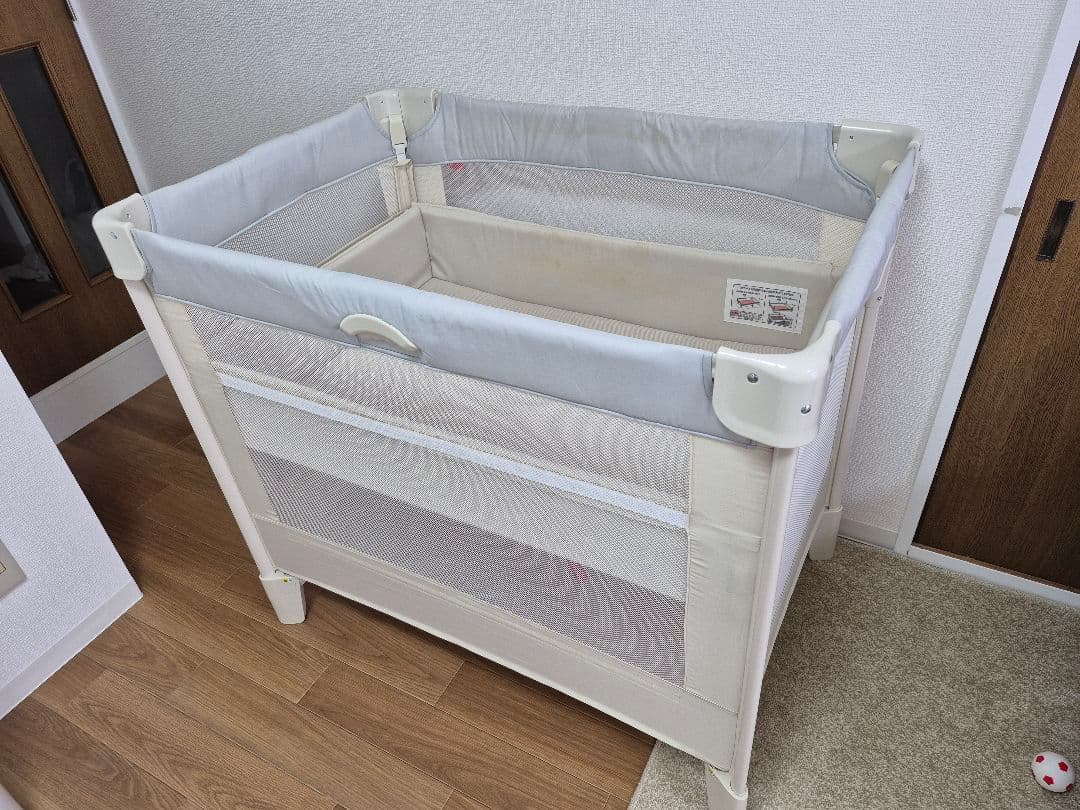 ベビーベッド　ココネルエアー