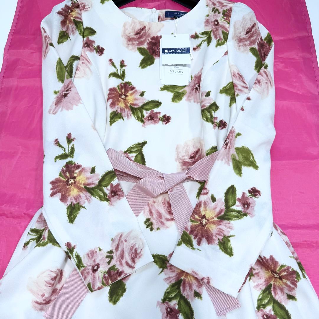 【新品タグ付き✨】エムズグレイシー　ワンピース　花柄 2024年　42