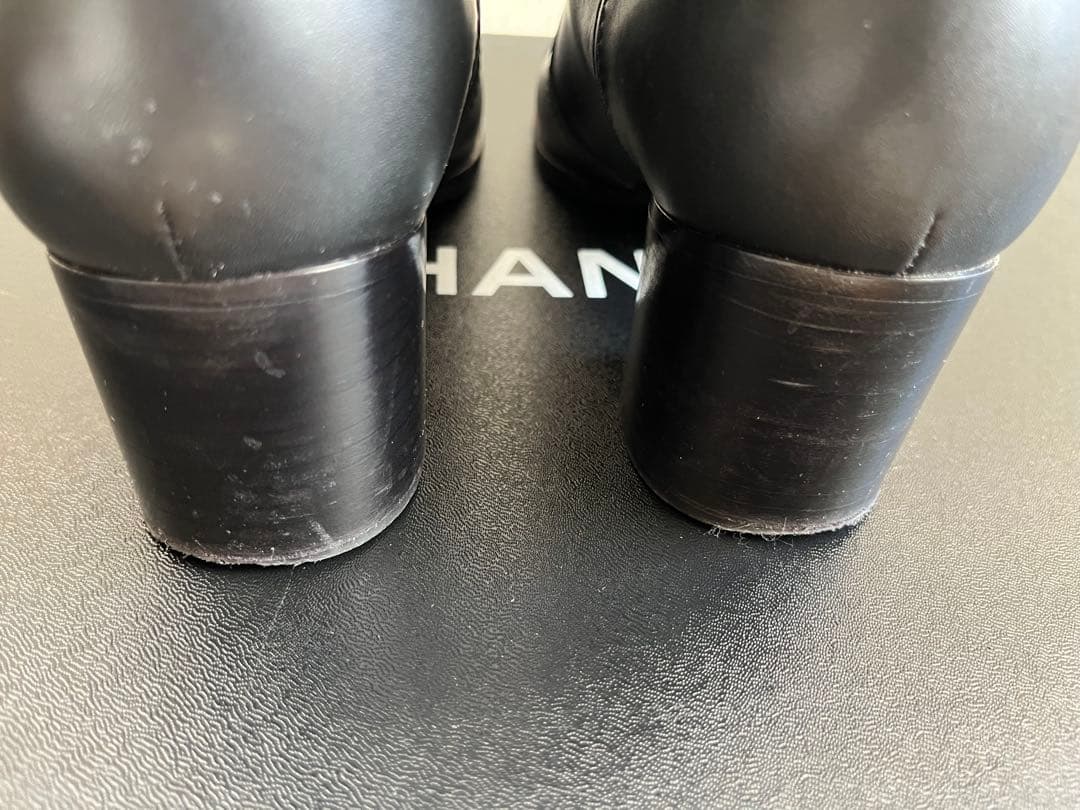 CHANEL シャネル バックルベルト カーフスキン ブラック ハイブーツ 38