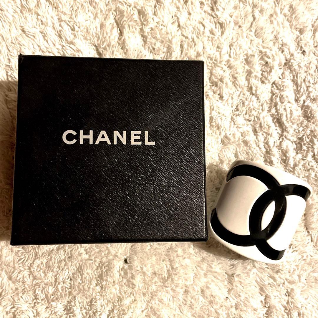 最終セール❗️CHANEL バングル ホワイト/ブラック