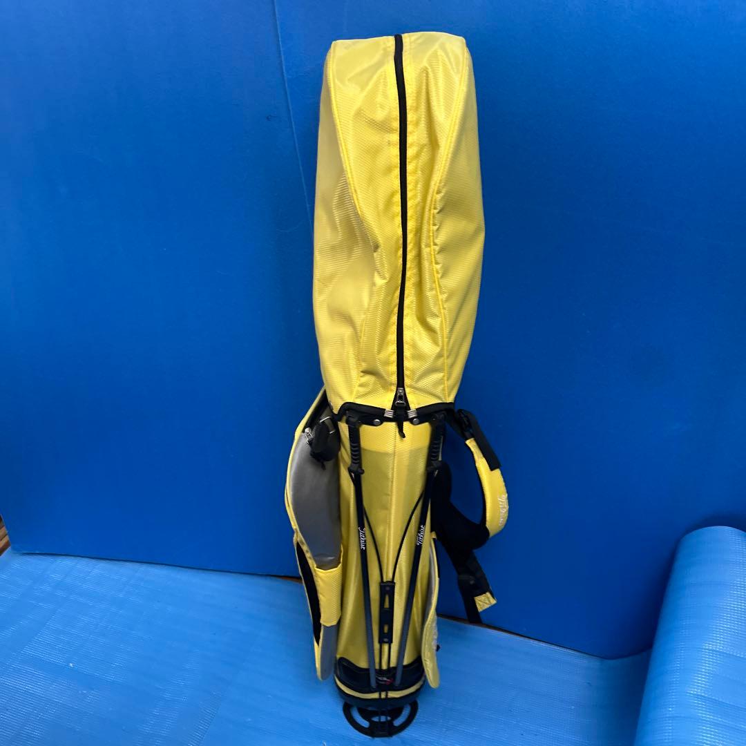 Titleistスタンド式キャディーバッグ