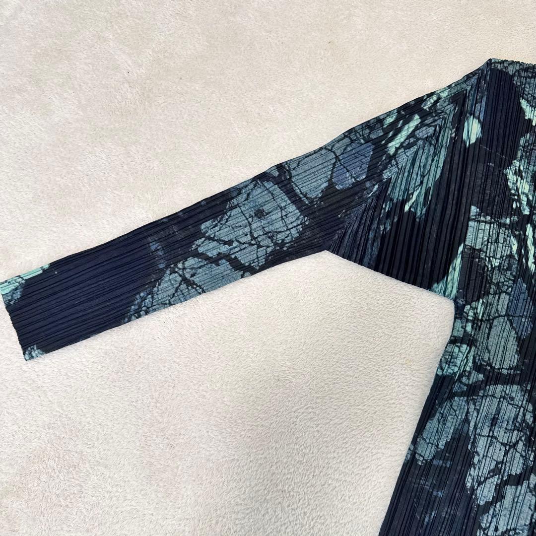 極美品✨PLEATS PLEASE プリーツ　総柄　長袖　ハイネック　チュニック