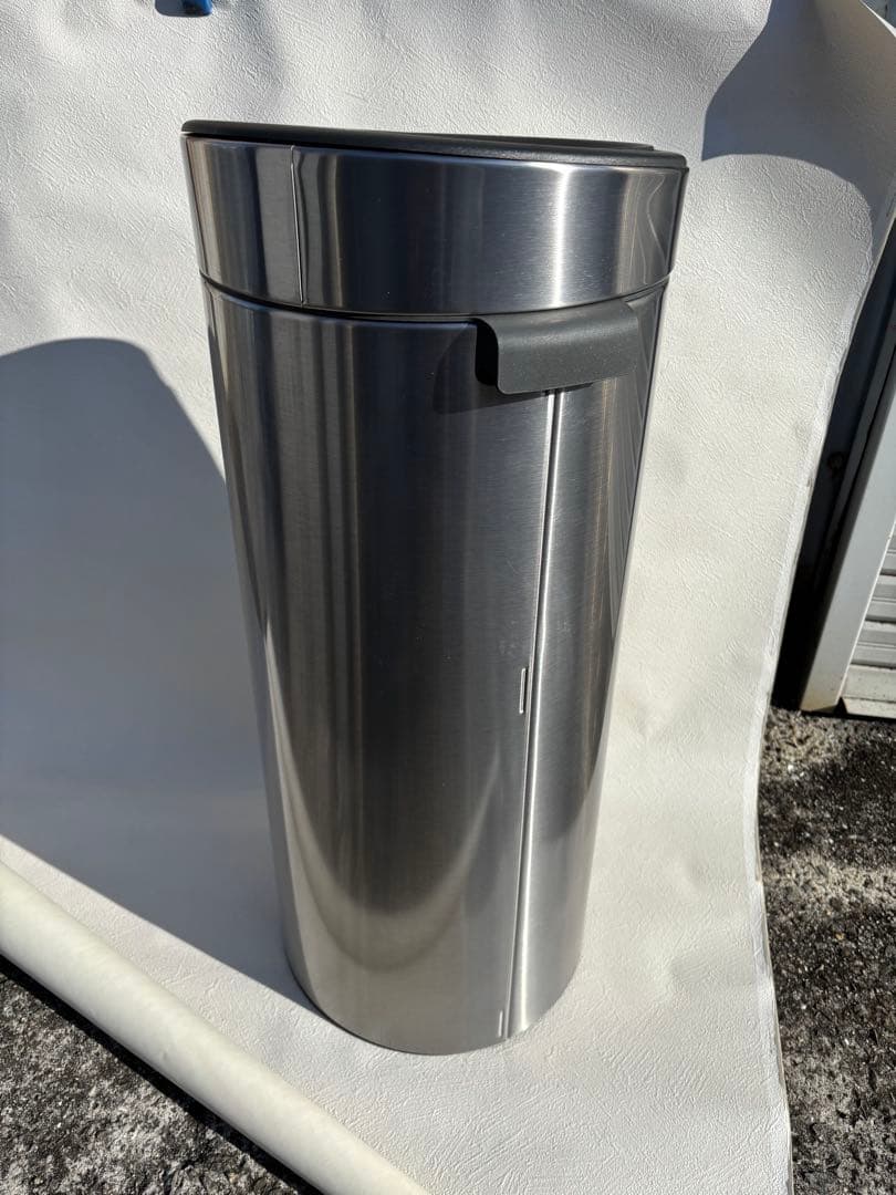 ブラバンシア（Brabantia）　タッチビン（Touch Bin）容量30L