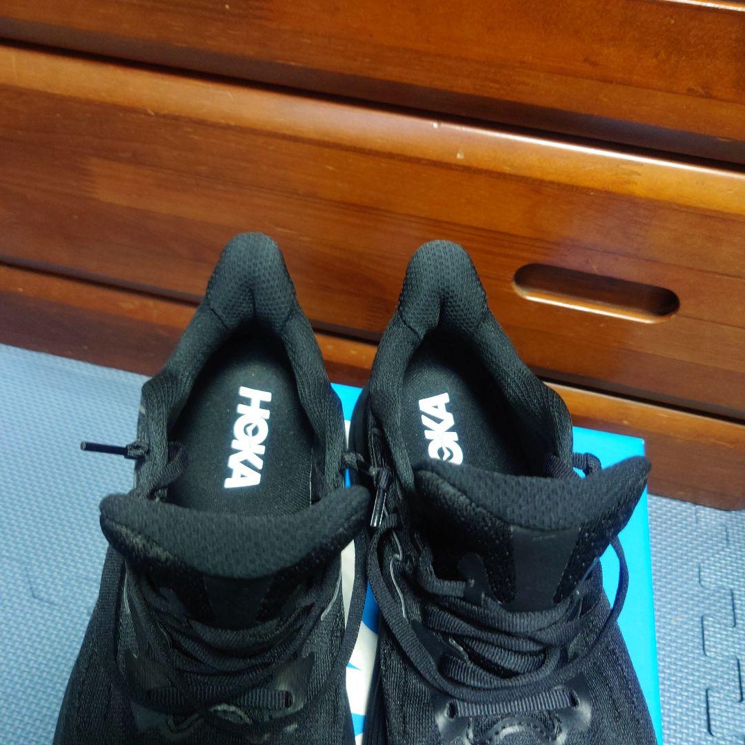 HOKA ONE ONE　クリフトン10