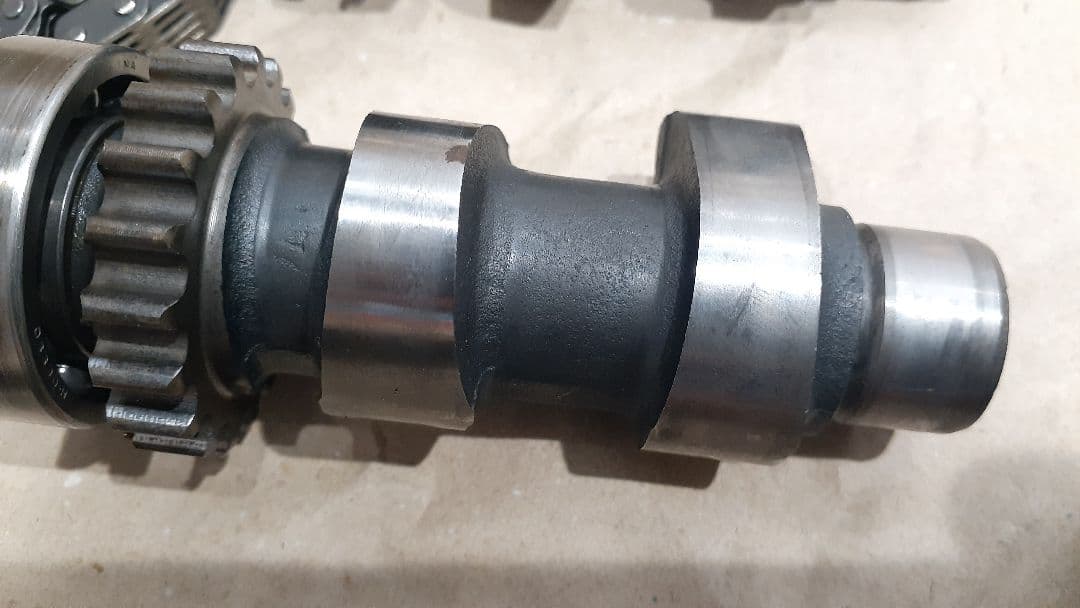 No327 ハーレー　カムシャフト　TC88