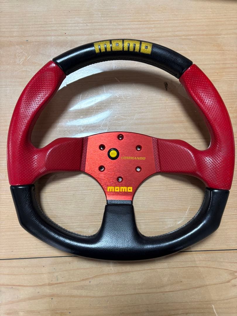 MOMO COMMANDO モモ コマンド 34Φ レッド×ブラック