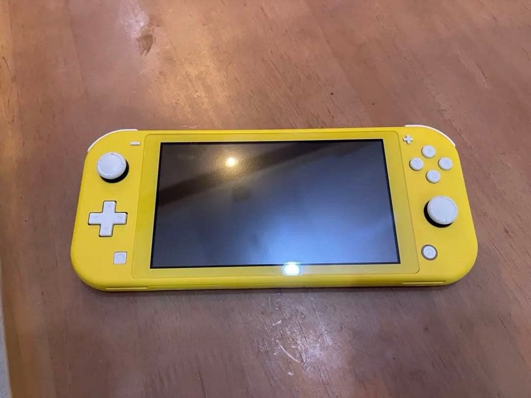 Nintendo Switch Lite イエロー　スイッチライト　本体のみ