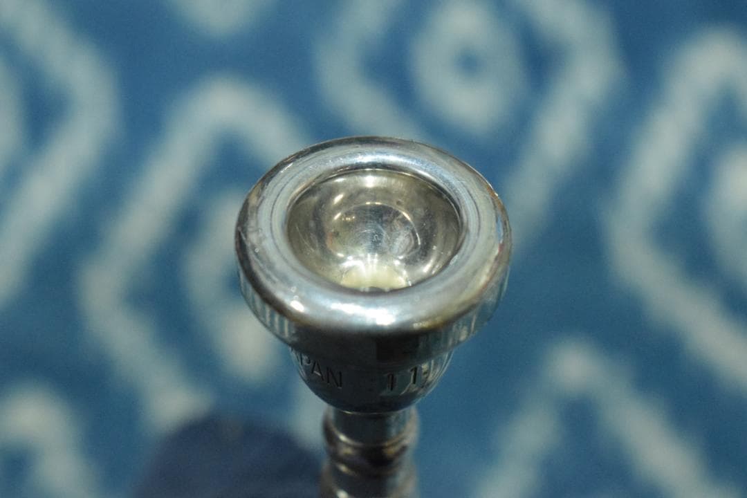 YAMAHA YTR-3320S 赤ベル・銀メッキ ケース・マウスピース付