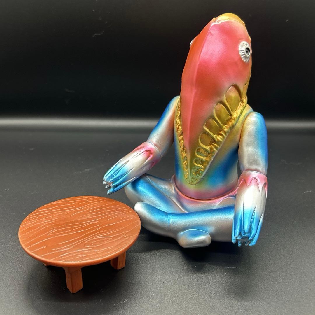 ブルマァク メトロン星人 メタリック 墓場の画廊限定 ウルトラセブン