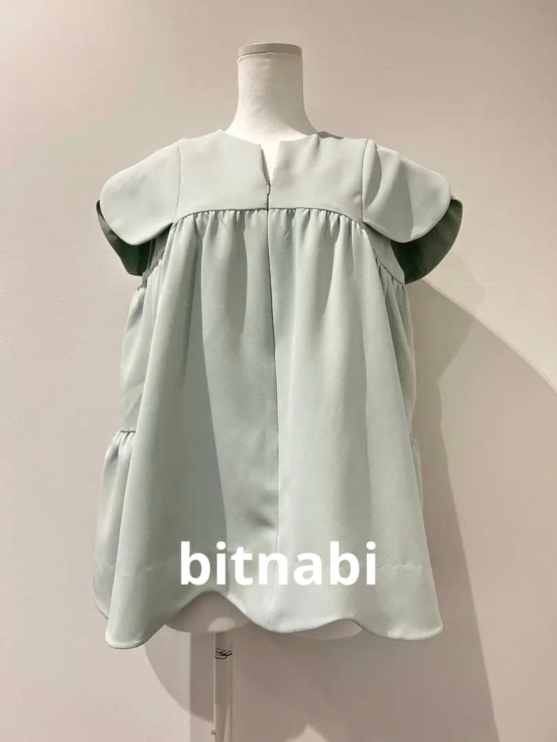 【セール】bitnabi ビンナビ 美人トップス ペタルスリーブ 授乳服 M