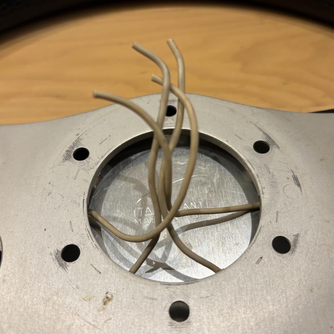 italvolanti イタルボランテ コルサ ステアリング（コード要配線）