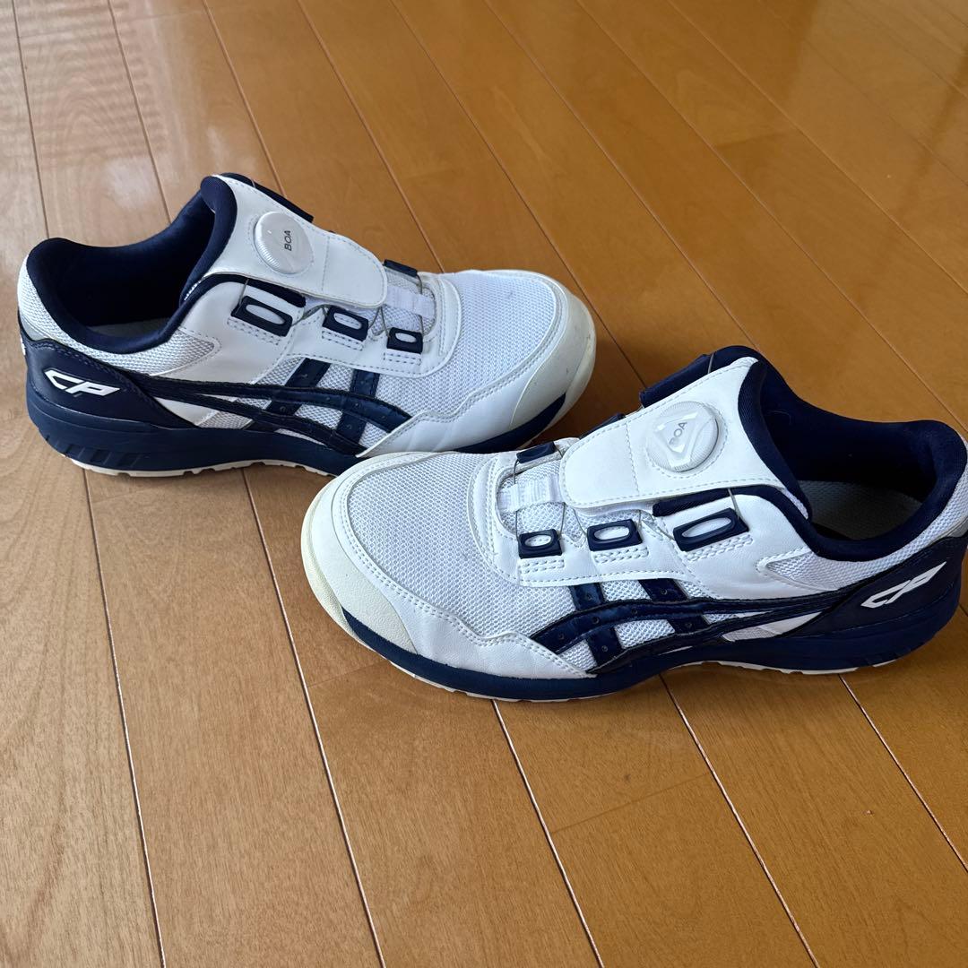 asics安全靴ウィンジョブCP209 ホワイト×ピーコート　26cm
