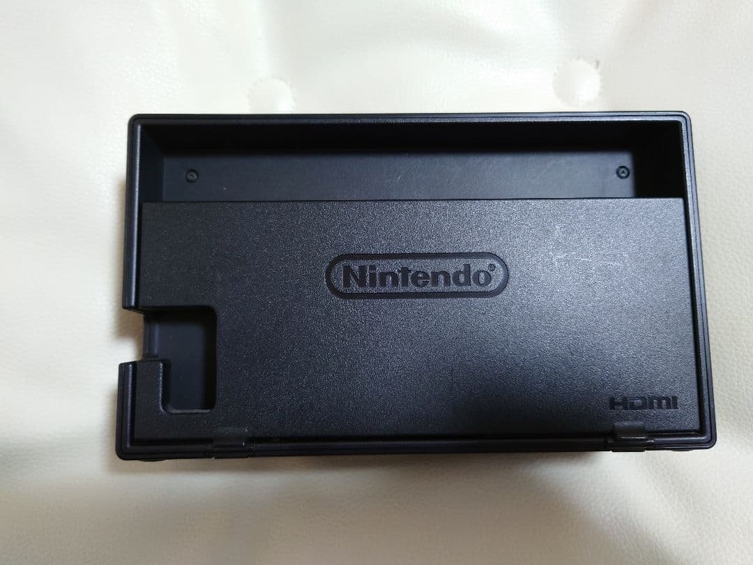 【完品+おまけ】Nintendo Switch 本体 キャリングケース フィルム