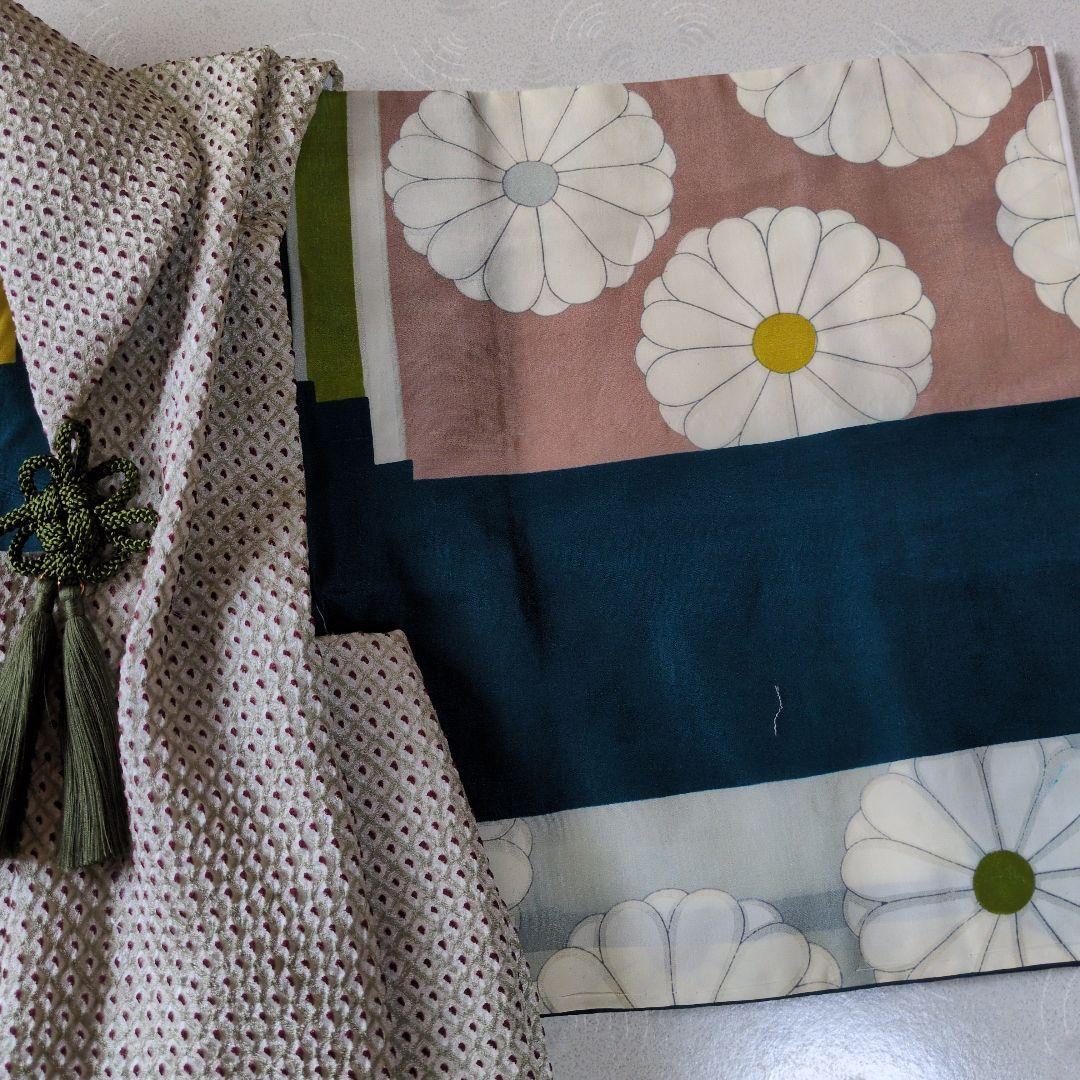 赤ちゃん着物と正絹総絞りの被布（中綿無し）