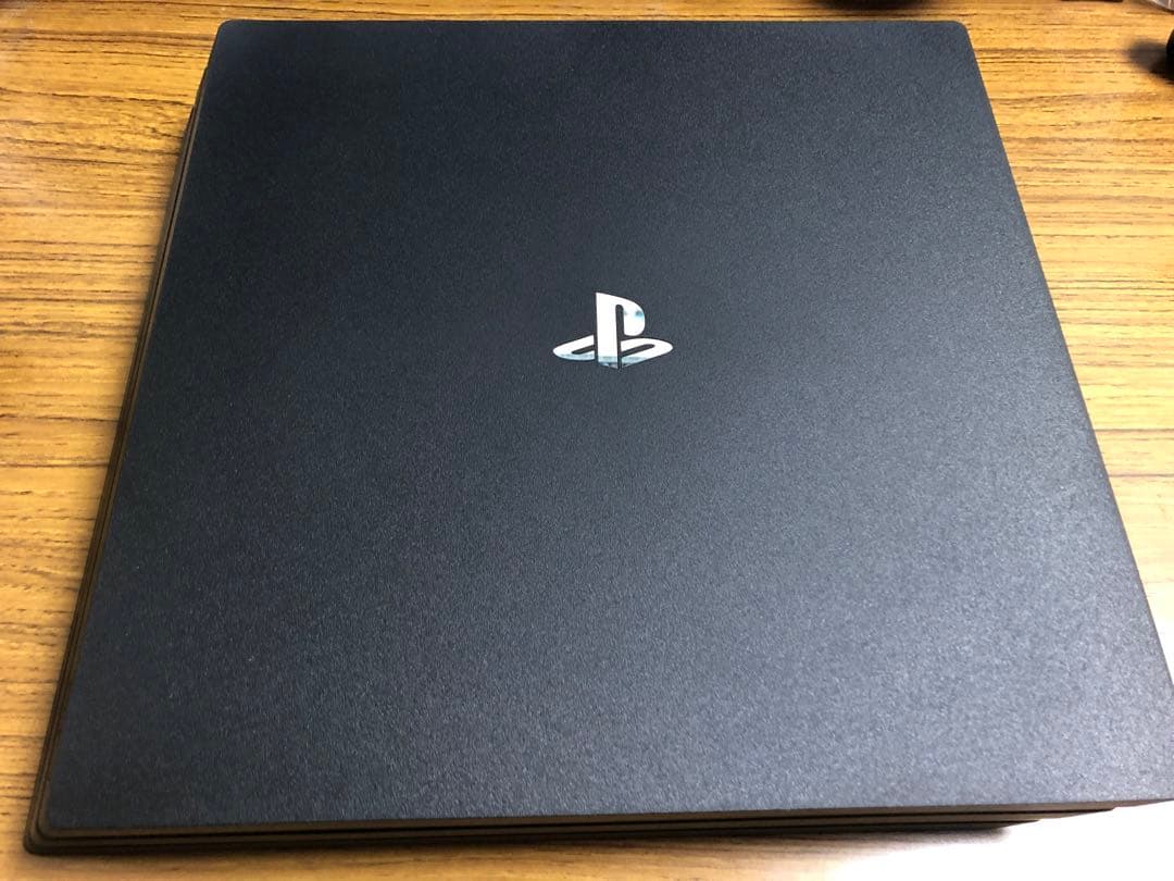 プレステ４Pro　１TB　SONY PlayStation4 CUH-7200B