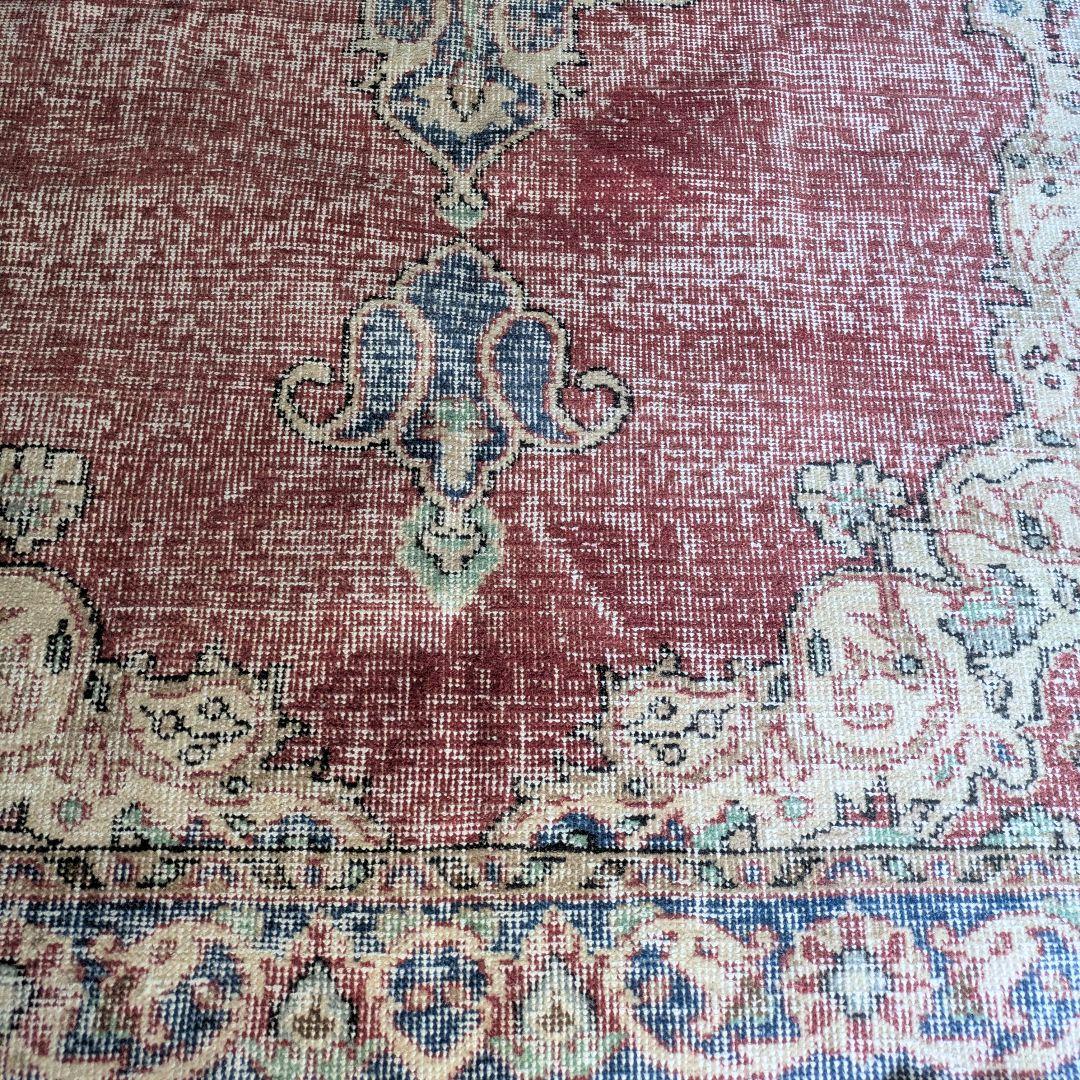 128×221 メダリオンシャビーレッド　トルコヴィンテージラグ