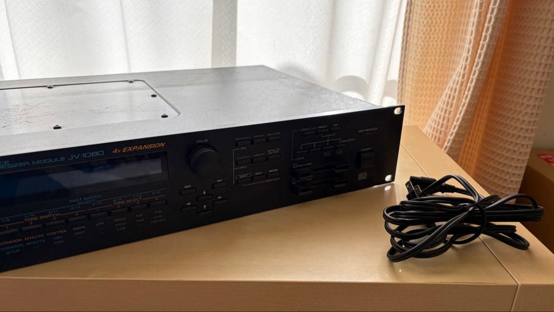 S*a様 レトロ機材　Roland JV-1080 音源モジュール 本体