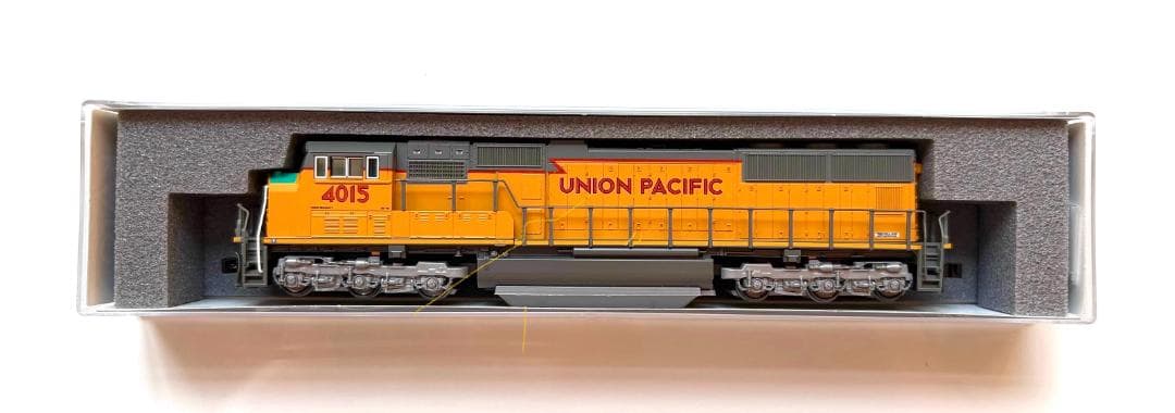 カトー EMD SD70M Flat Radiator UP ♯4015Nゲージ