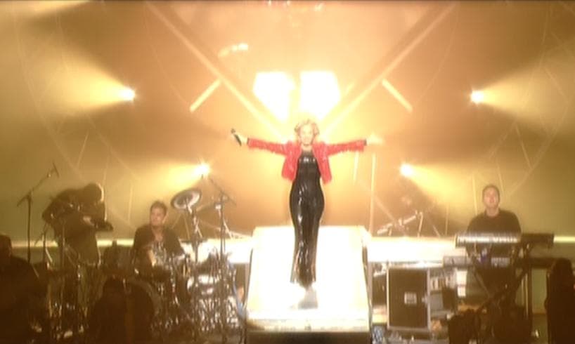 シルヴィ・バルタン・ライヴDVD-4N『パレ・デ・コングレ2004』