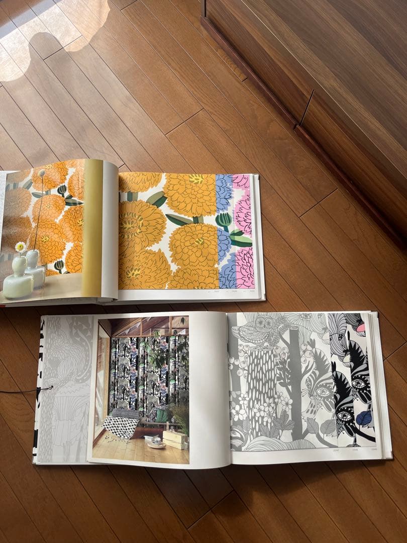 マリメッコ　プケッティ　壁紙　幅53センチ　インディゴ