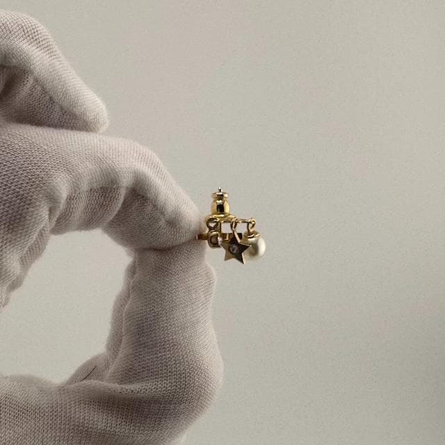 ディオール ディオレボリューション ピアス　(片耳のみ) ゴールド