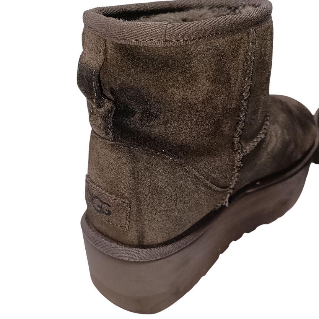 アグ　クラシック ミニ プラットフォーム24㎝　ブラウン　厚底　ファー　ムートン