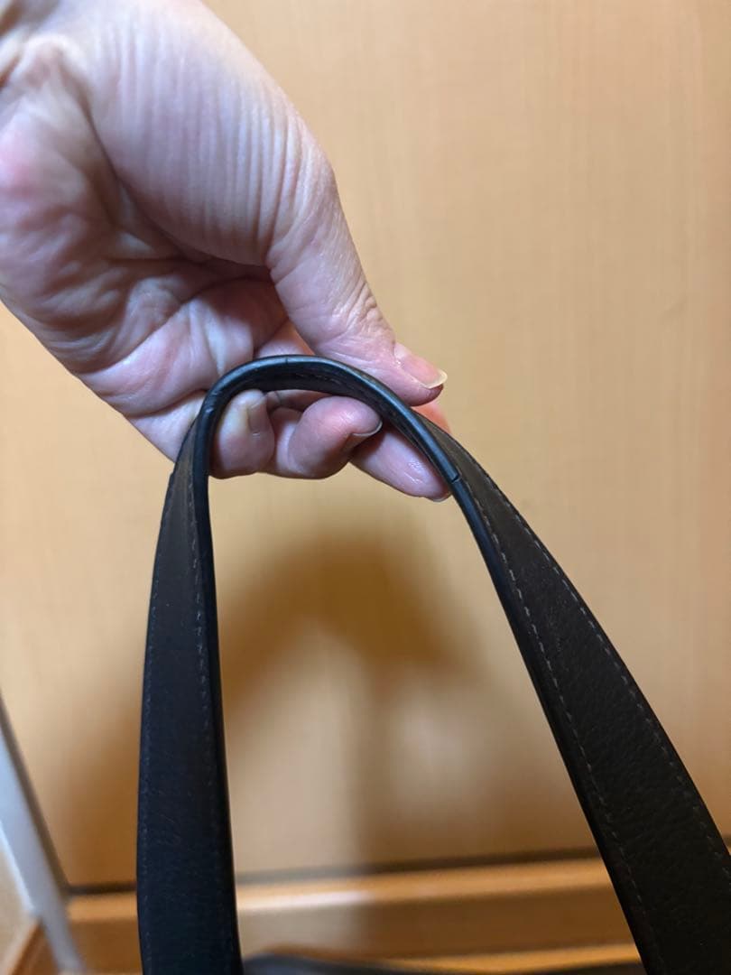 ⭐️最終お値下げしました⭐️PRADA⭐️ 黒 レザー ビジネストートバッグ　三角ロゴ