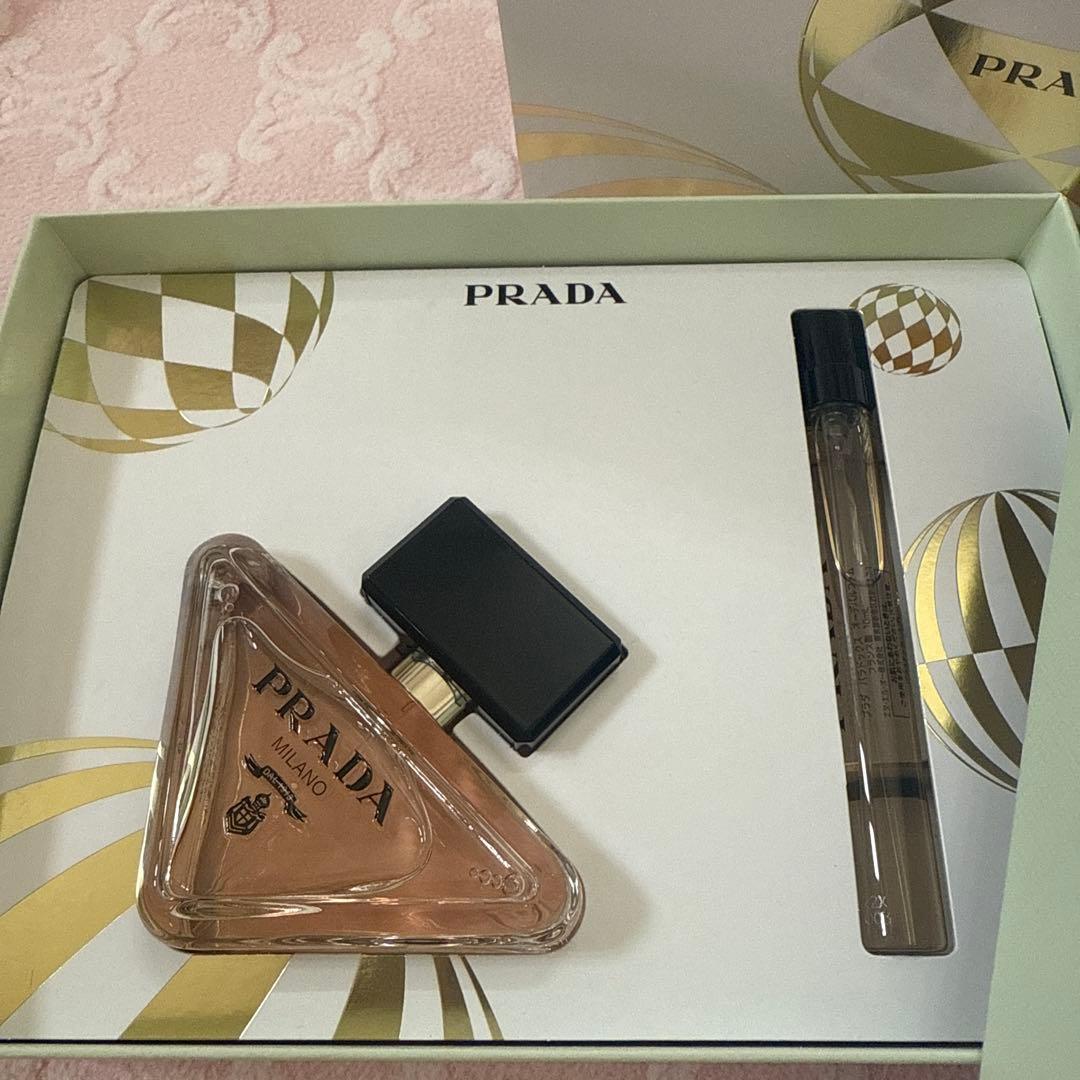 【新品未使用】PRADA 香水セット 2024クリスマス限定