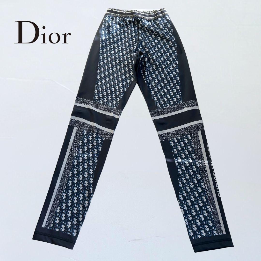 【新品】クリスチャンディオール　レギンス