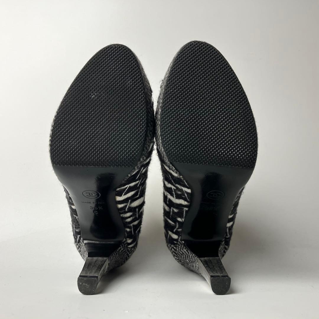 モっちゃんCHANEL ツイード　ココマーク　ブーティヘリンボーン23.5