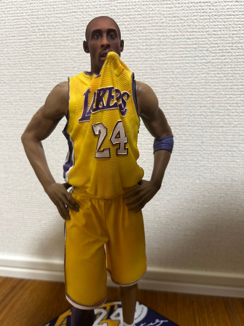 【フィギュア】Kobe BryantコービーブライアントNBA
