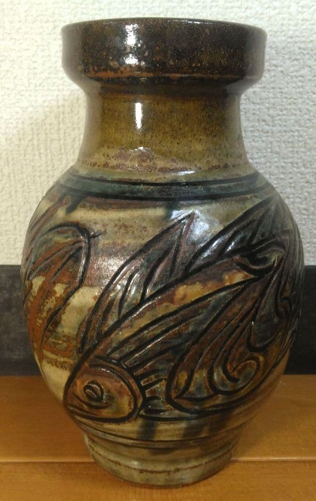 【緑一色】人間国宝 金城次郎 海老魚文花瓶 栞 共箱 無傷 壷屋焼やちむん