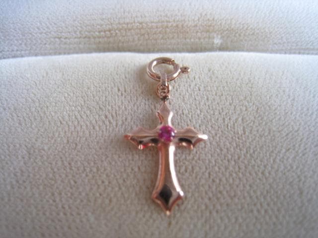 ☆綺麗！輝き天然ルビー k10ピンクゴールドペンダント 新品同様！