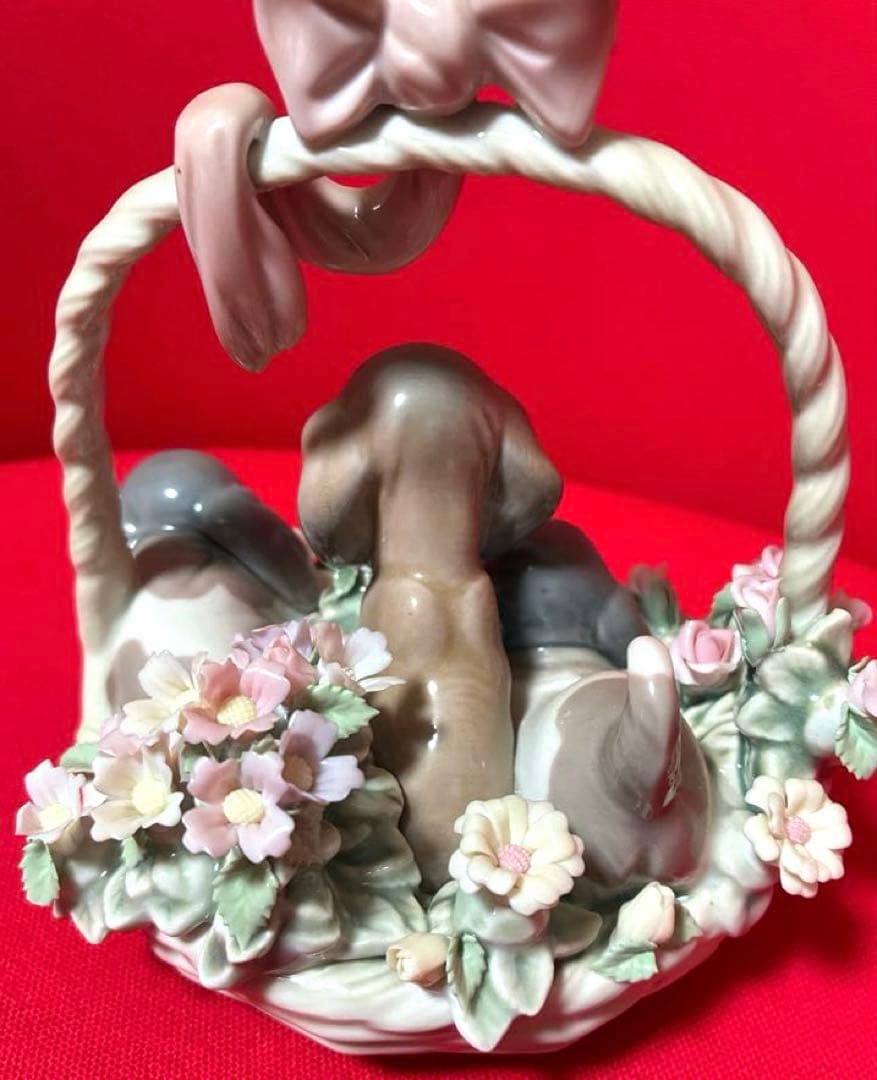 【12/10限定価格】【リヤドロ】子犬と花バスケット 1441