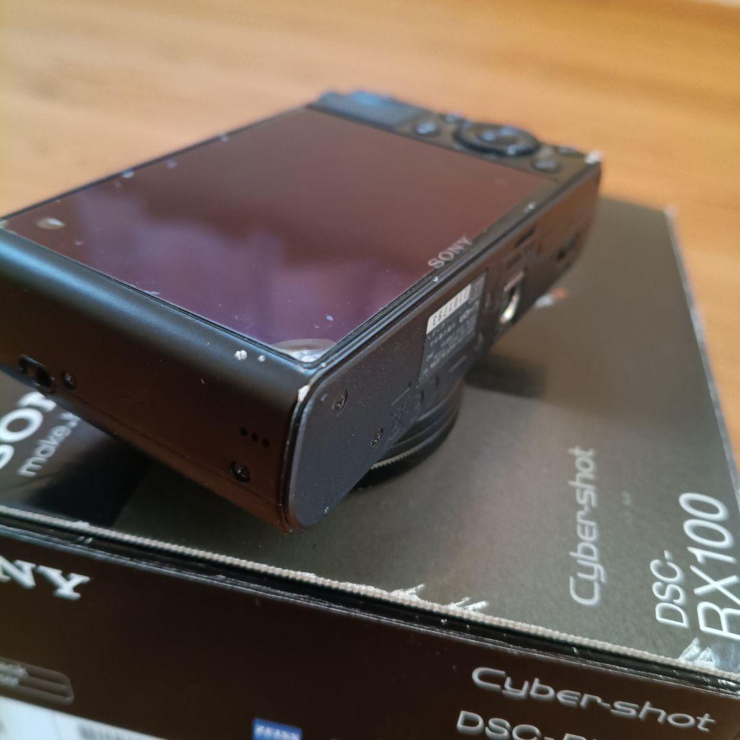 高級コンデジ SONY Cyber-shot DSC-RX100【初代】