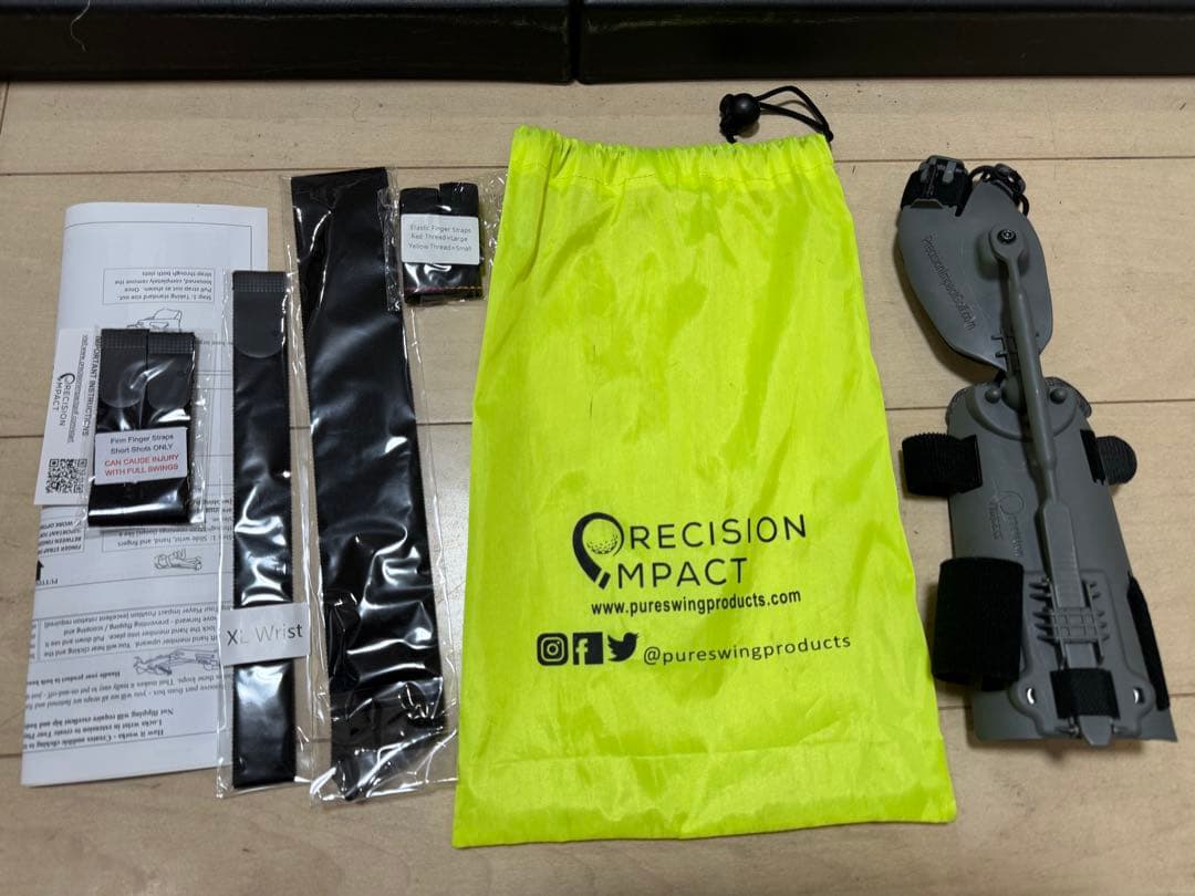 Precision Impact ゴルフ練習用具　右利き用