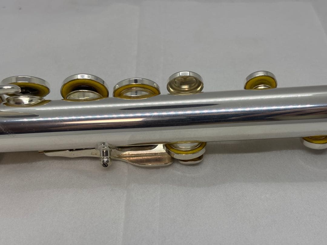 Yamaha 銀製フルート 211 ハードケース付き