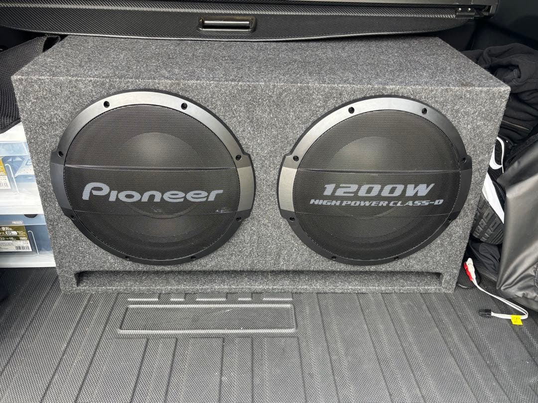 Pioneer 1200W ウーファー TS-WX1220AH