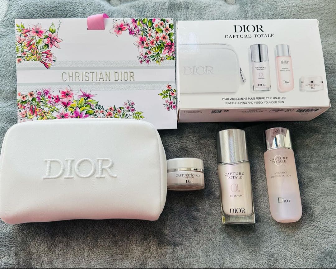 DIOR CAPTURE TOTALE トライアルセット