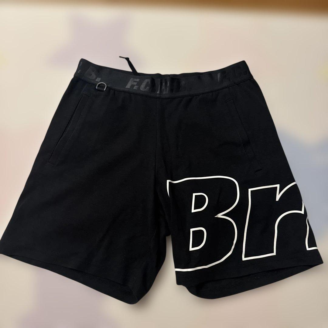 FCRB ショートパンツ リラックスフィットパンツ S SOPH. ビッグロゴ